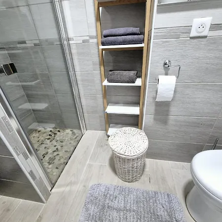 公寓 Chez Celine & Rudi *