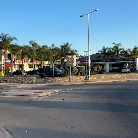 Chez Celine & Rudi Lägenhet